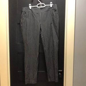 Size 10 Loft Julie Black and White Plaid Pants